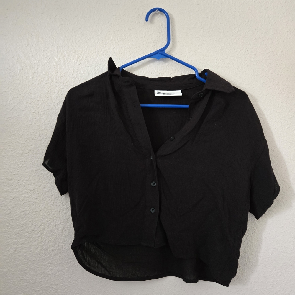 No Boundaries Black Cropped Button-Down Shirt